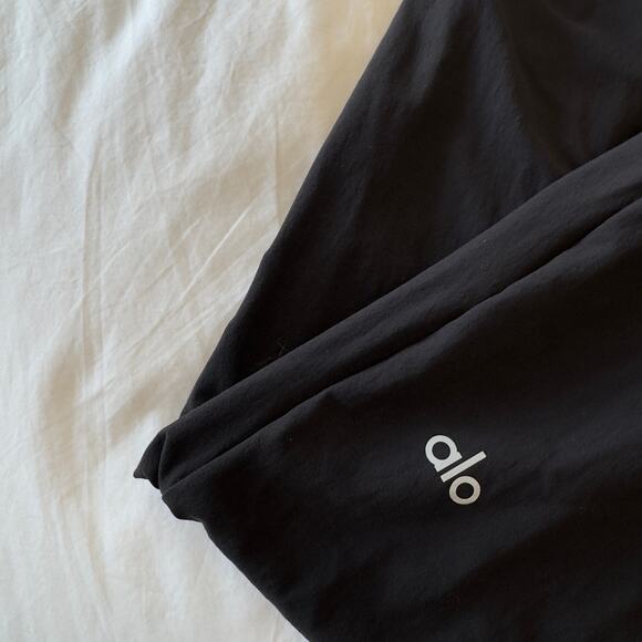 Alo Yoga Womens Black Windbreaker Pants Size S - Picture 2 of 5